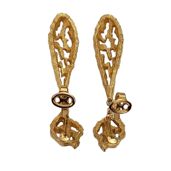 Trifari Crown Over T Gold Tone Brutalist Pear Nugget Clip Earrings Signed E968 - Picture 7 of 8